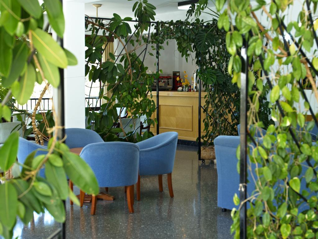 Hotel Condemar Santanyí Kültér fotó